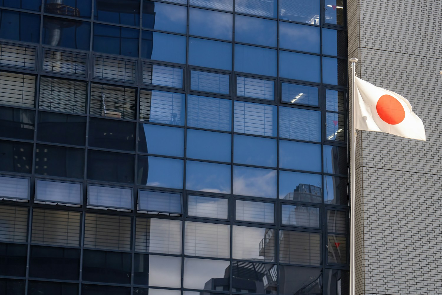 防衛特別法人税が2026年4月スタート